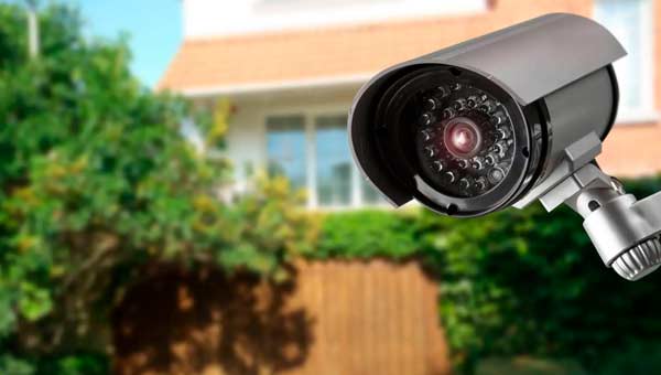 Какие задачи решает видеонаблюдение в частном доме